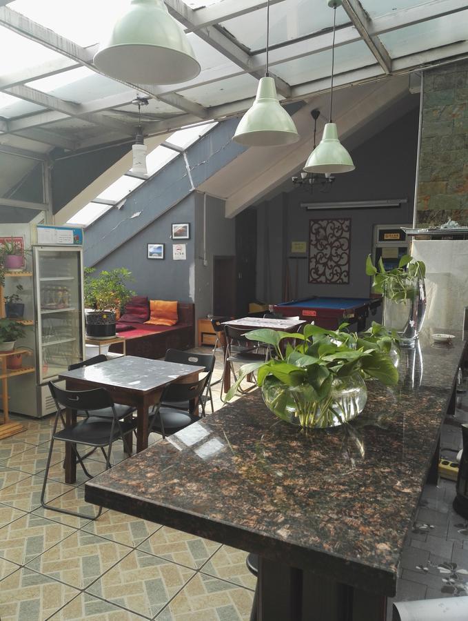 Lete Hostel Xining Exteriör bild